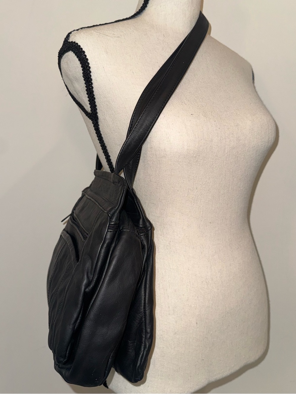 Vintage Soft Black Leather Shoulder Bag Multi Pocket Organizer Purse Boho Y2K - Picture 3 of 8